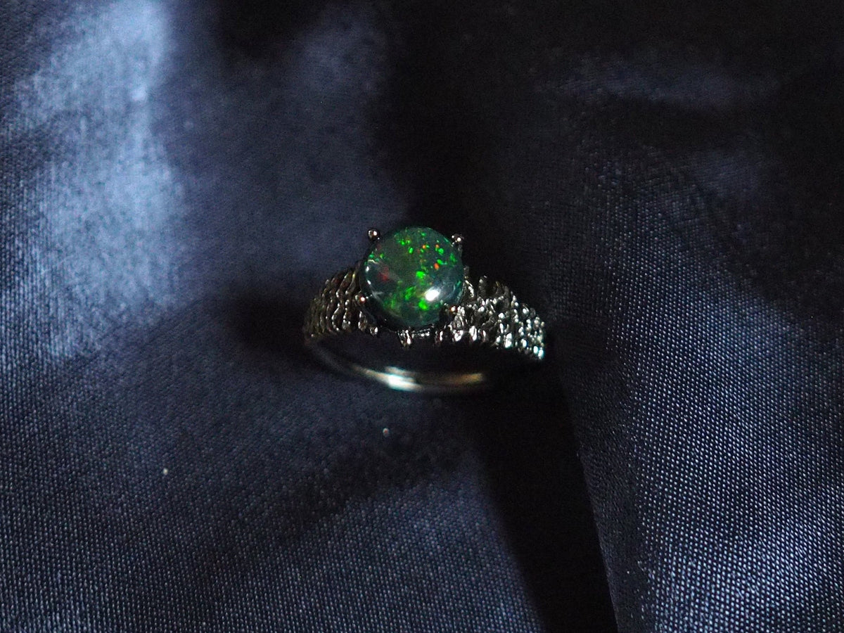 UMBRA #02 - Round Black Opal Ring
