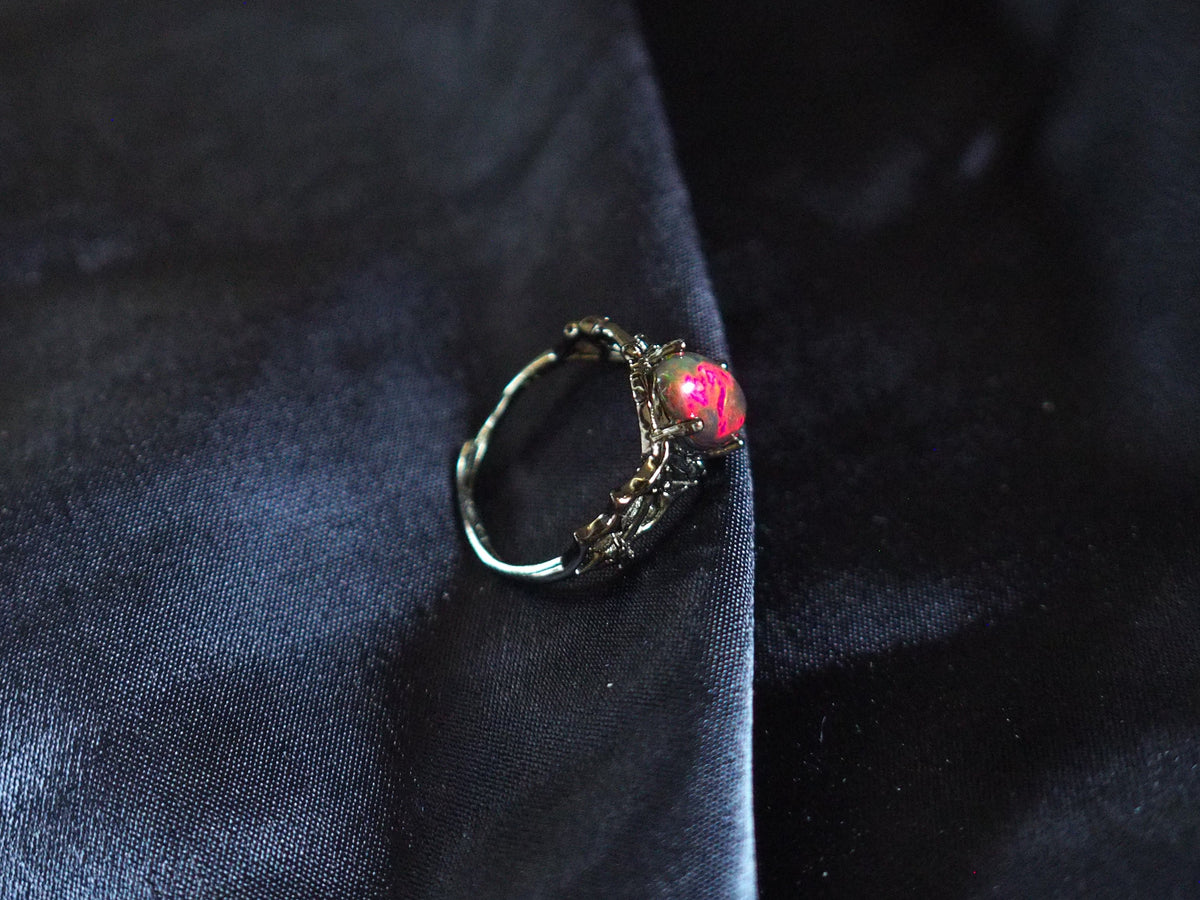 BLACKTHORN #02 - Oval Black Opal Ring