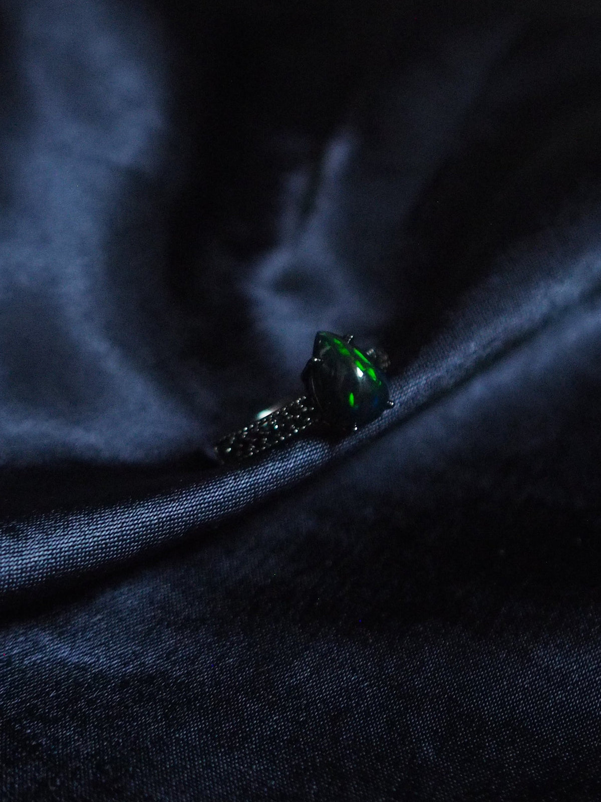 NOX #02 - Pear Black Opal Ring