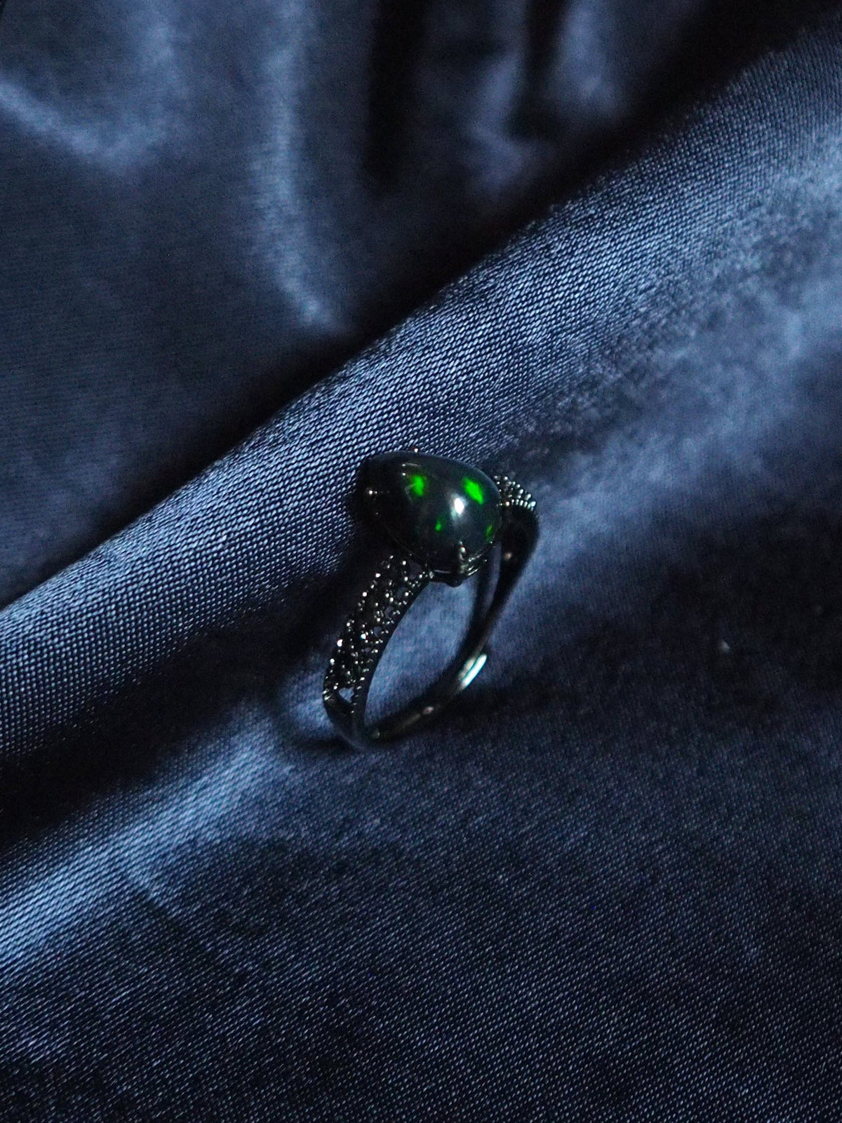 NOX #02 - Pear Black Opal Ring